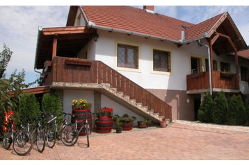 Hungary Privát Kehidakustány, Exterior